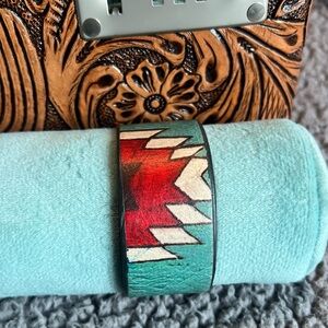 Western Cuff Adjustable